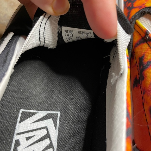 VANS Women’s Platform Tie Dye Slip Ons - Picture 4 of 6